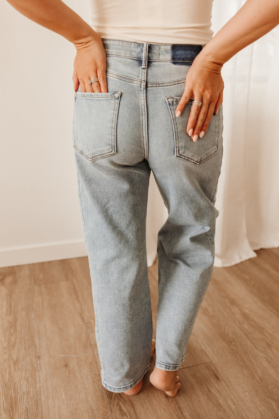 Risen Crop Barrel Jeans