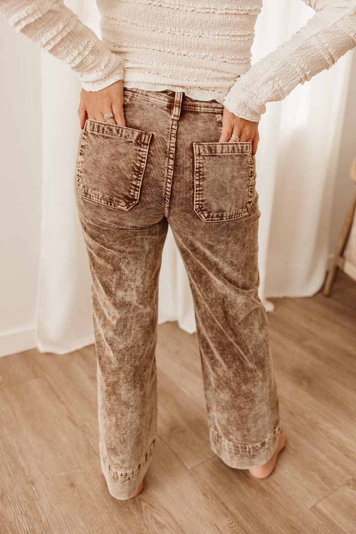 Risen Crop Straight Corduroy Pant