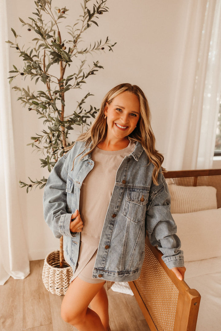 Boxy- Cut Denim Jacket
