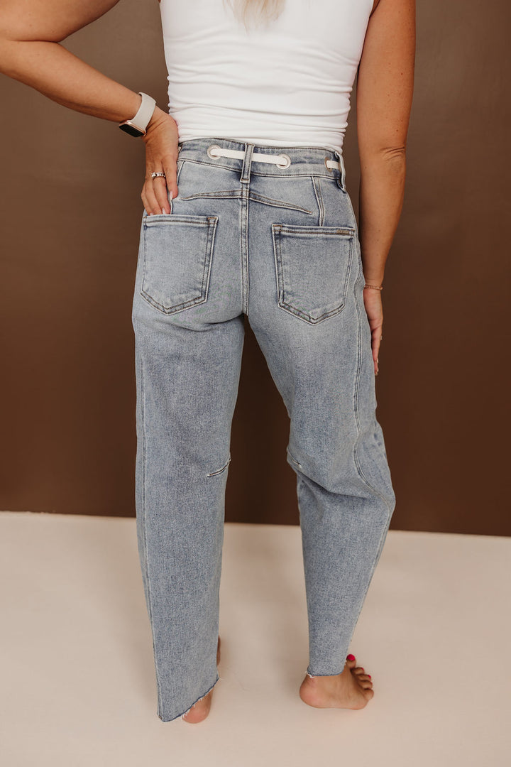 Risen Barrel Jeans with Drawstring