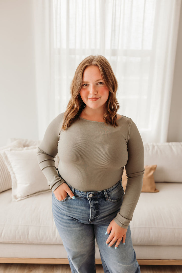 Essential Boat Neck Top