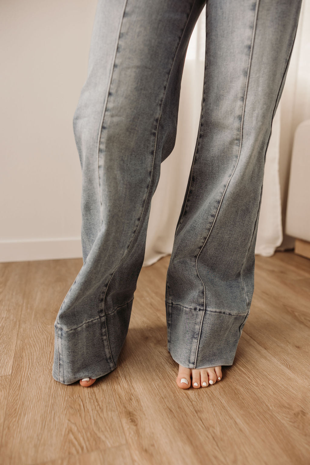 Risen Mid Rise Tummy Control Jeans