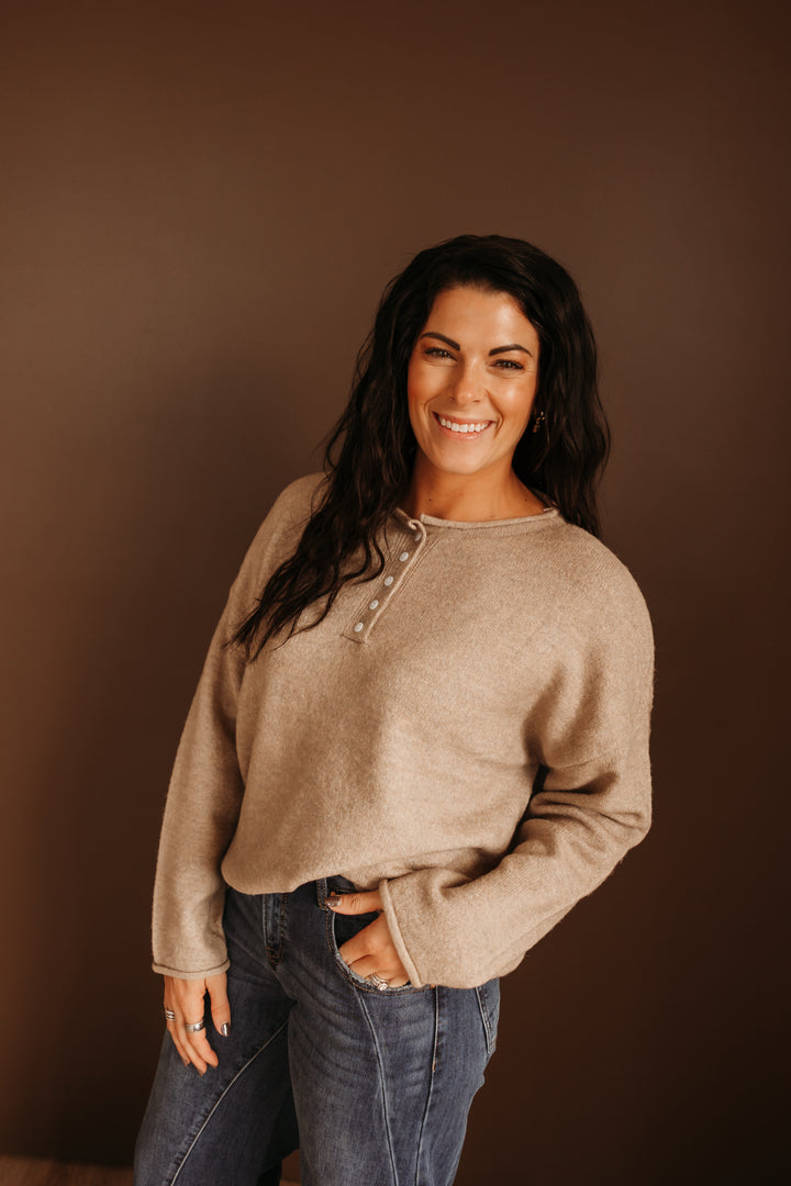 Vinne Henley Sweater