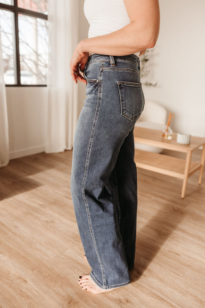 Risen High Rise Wide Baggy Jeans