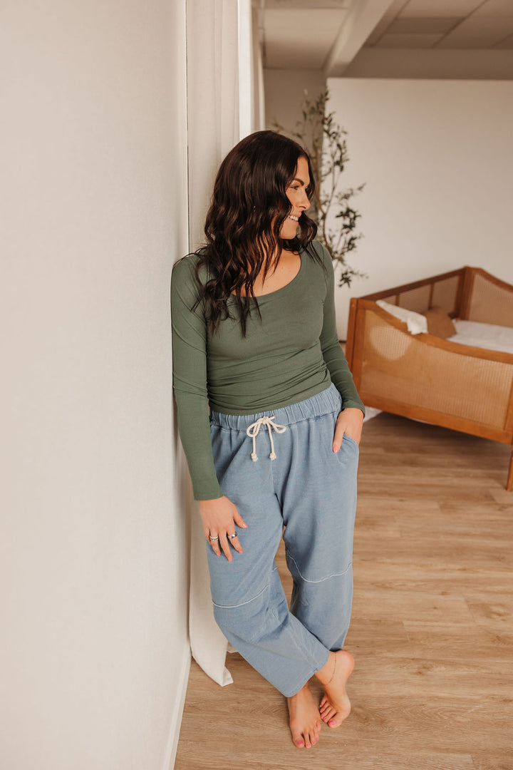 Scoop Neck Ribbed L/S Top
