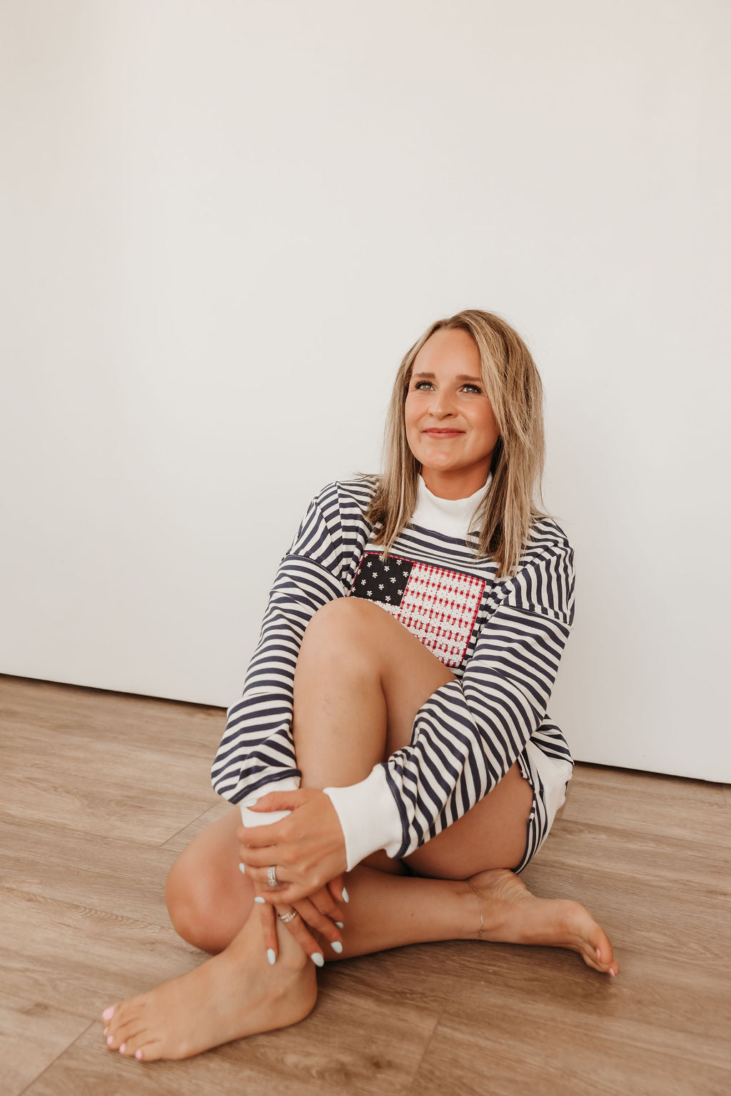 Stripe Mock Neck Flag