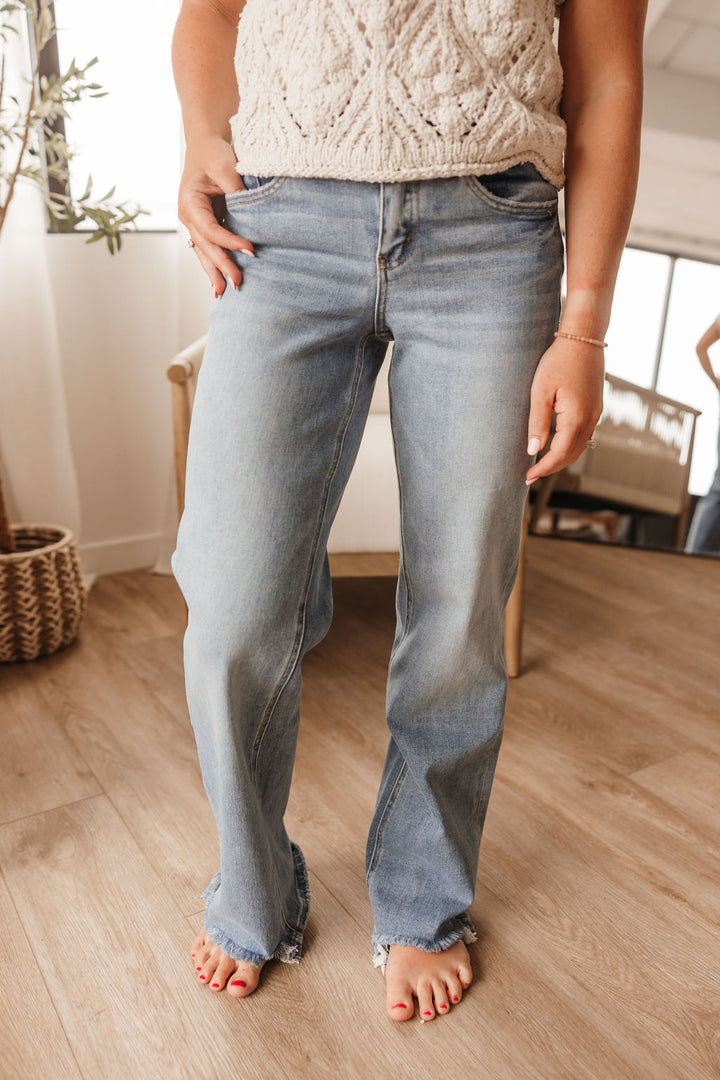 Lovervet Mid Rise Slim Wide Jean
