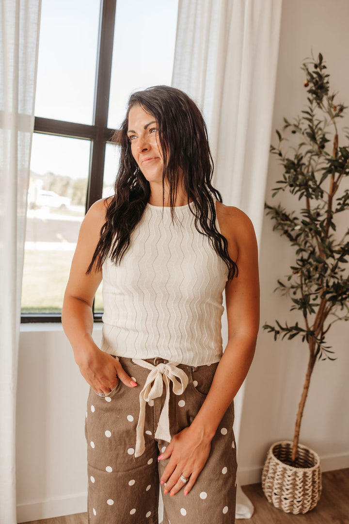 Boat Neck Sleeveless Top